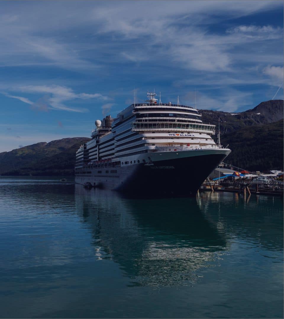 Nieuw Amsterdam ship cruising Alaska